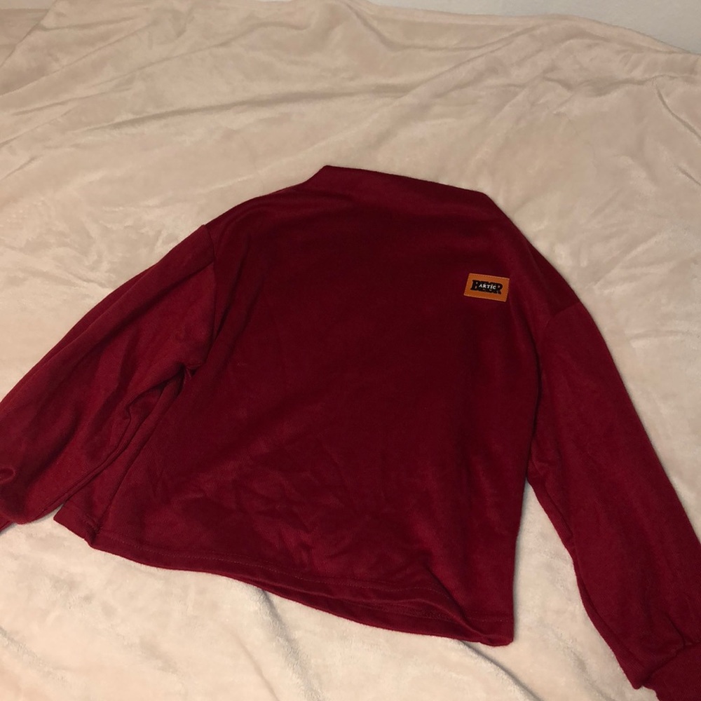 Lantern sleeved sweater